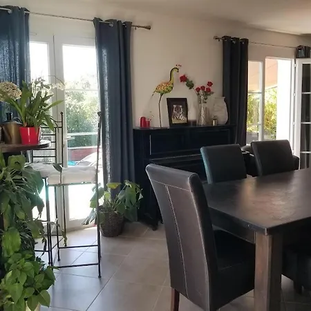 Villa Bastide Avec Jardin Arboré, Piscine, Proche Plages