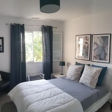 Bastide Avec Jardin Arboré, Piscine, Proche Plages Villa